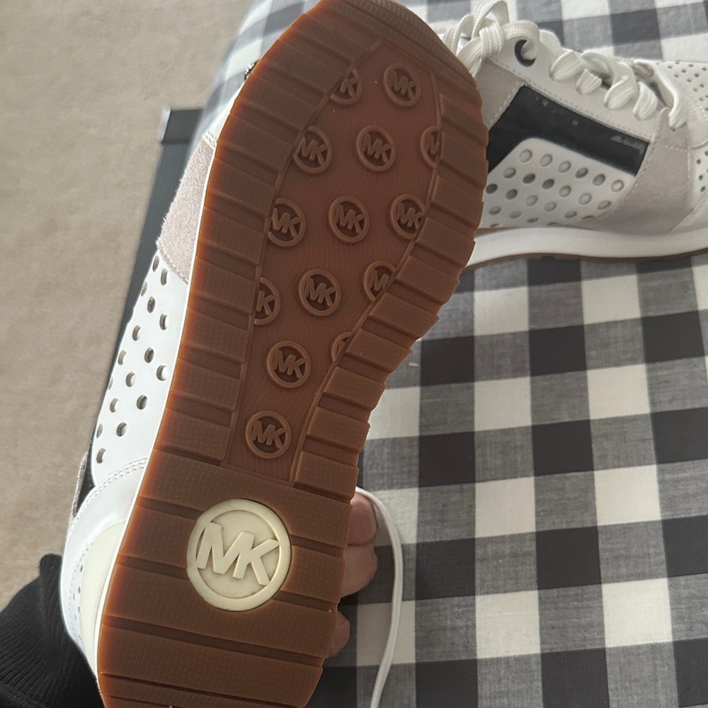 MICHAEL Michael Kors White and Black Perforated Sneakers - Picture 3 of 3